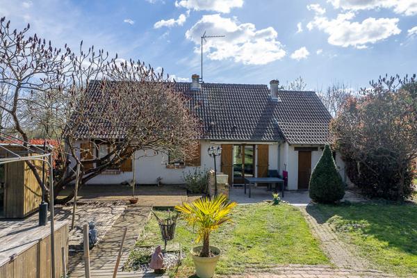 Maison Mery Sur Cher 7 pièce(s) 125 m2