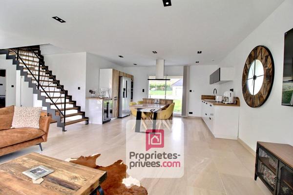 12 mn Gare de MONTARGIS - A VENDRE MAISON CONTEMPORAINE RECENTE 5 PIECES, 4 CHAMBRES + STUDIO INDEPENDANT, TERRAIN CLOS 3476 m2