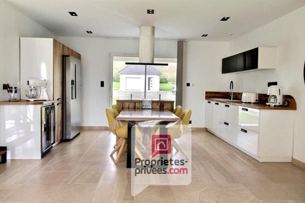12 mn Gare de MONTARGIS - A VENDRE MAISON CONTEMPORAINE RECENTE 5 PIECES, 4 CHAMBRES + STUDIO INDEPENDANT, TERRAIN CLOS 3476 m2