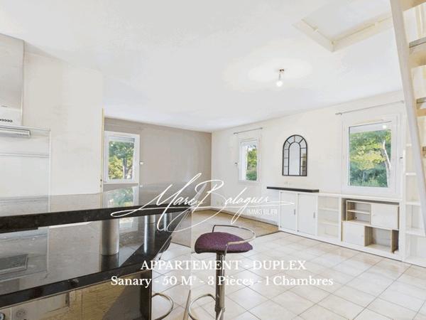 Sanary-sur-Mer (83110) SANARY : Vue Campagne, piscine, plage à pied - Le duplex parfait !