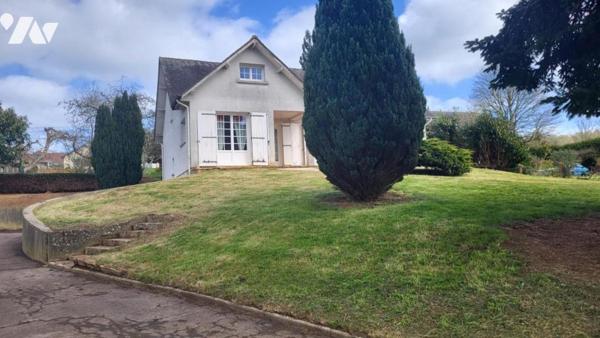 Dans un quartier résidentiel, pavillon sur 1420 m²
