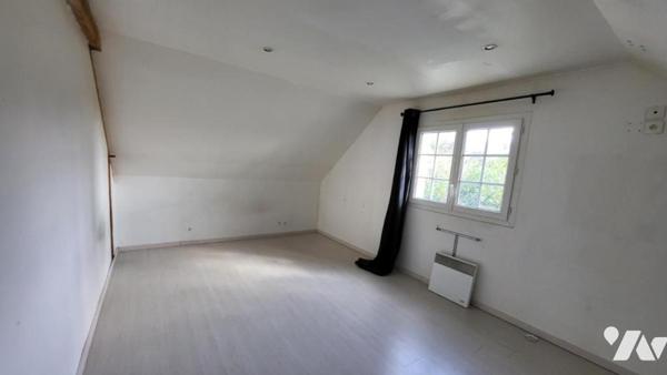 Dans un quartier résidentiel, pavillon sur 1420 m²