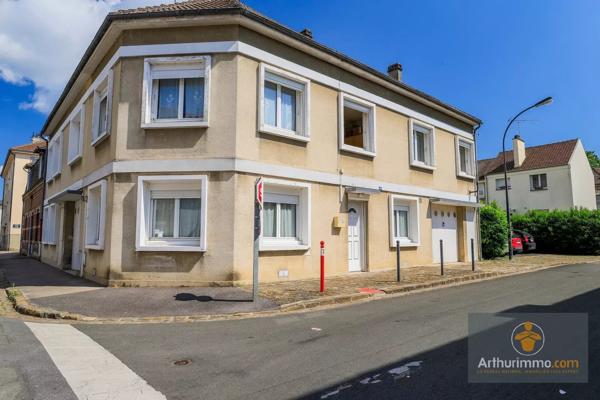 Vente                                                      Maison de ville
                        
                     6 pièces                      137 m2                     à Noyon