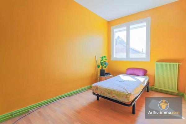 Vente                                                      Maison de ville
                        
                     6 pièces                      137 m2                     à Noyon