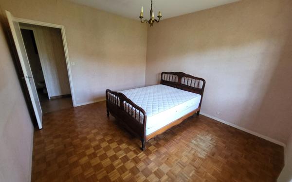 Maison à vendre    4 pièces •  Villeneuve-de-Marsan