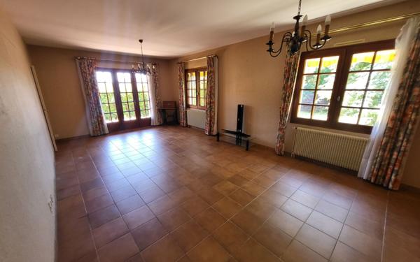 Maison à vendre    4 pièces •  Villeneuve-de-Marsan