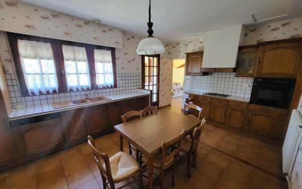 Maison à vendre    4 pièces •  Villeneuve-de-Marsan