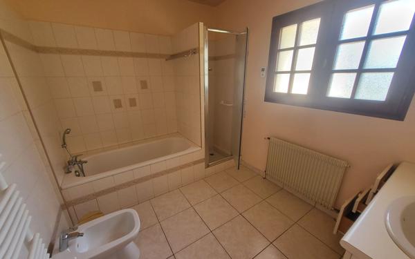 Maison à vendre    4 pièces •  Villeneuve-de-Marsan