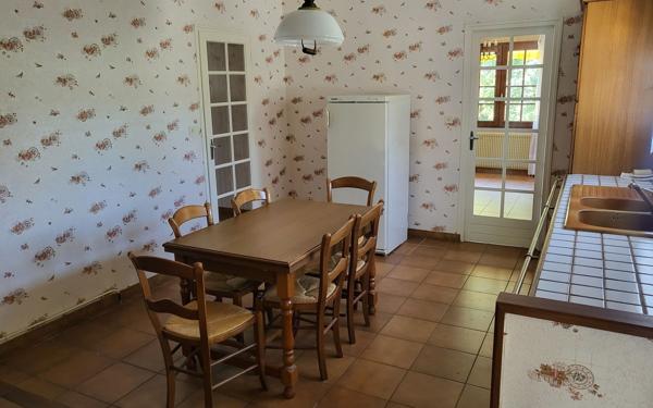 Maison à vendre    4 pièces •  Villeneuve-de-Marsan