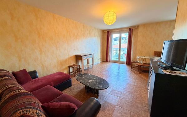 Appartement à vendre    3 pièces • 69,89 m2 Ris-Orangis