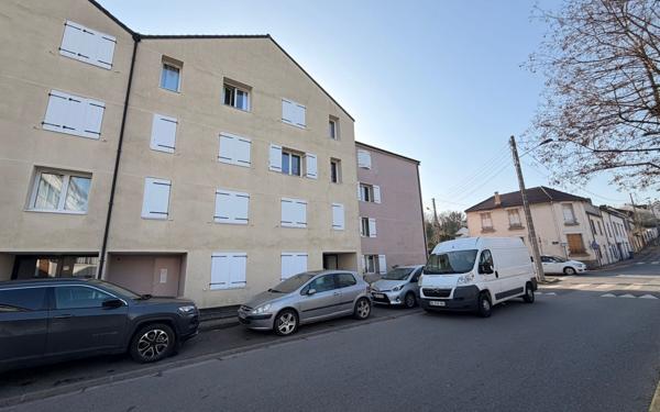 Appartement à vendre    3 pièces • 69,89 m2 Ris-Orangis