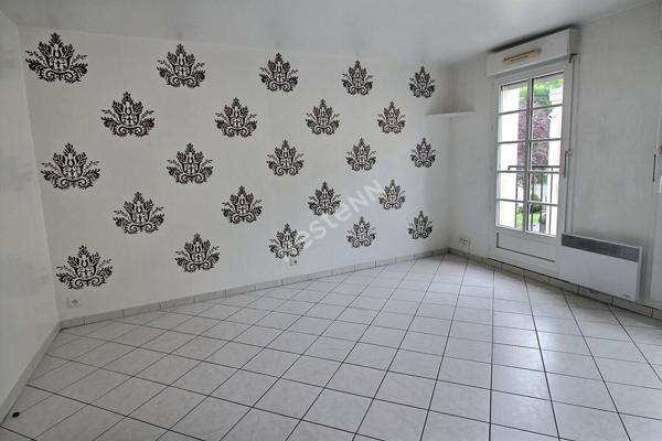 EPERNON CENTRE VILLE