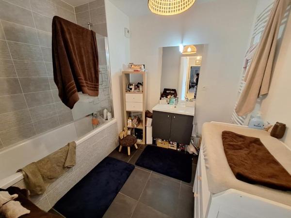Appartement T3 à louer Noyal Chatillon Sur Seiche - 67 m² (réf : 541758)