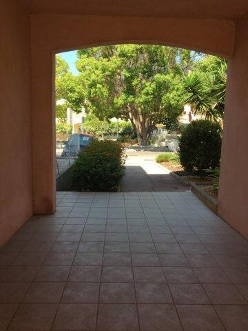 Appartement T4 en duplex de 78.03 m2 en Rez de jardin