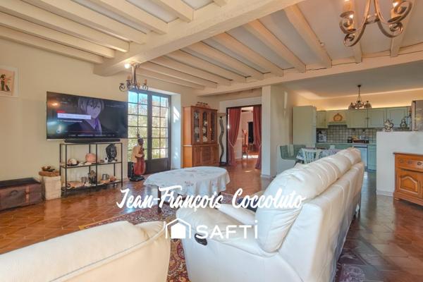 Belle maison familiale rénovée avec piscine