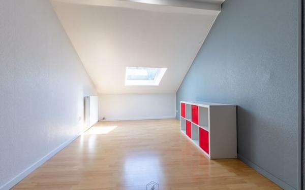 Immeuble à vendre    9 pièces •  Algrange