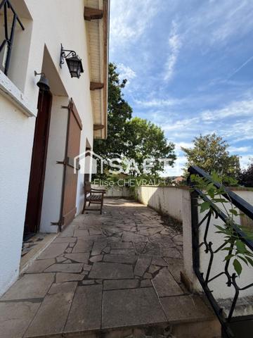 Maison de 142 m² avec beau potentiel de rénovation