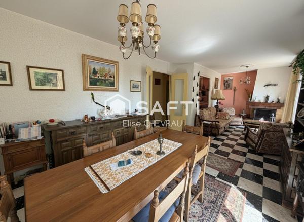 Maison de 142 m² avec beau potentiel de rénovation