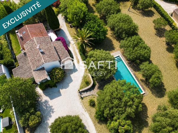 SANARY-SUR-MER – 3 666 M² DE NATURE, PISCINE ET CHARME À QUELQUES MINUTES DU PORT