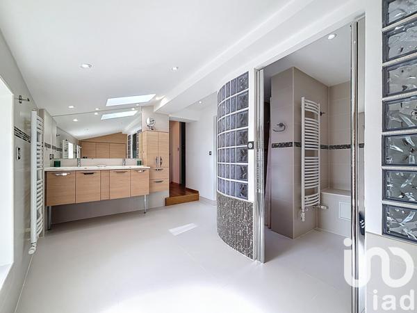 Maison à vendre 16 pièces 660 m² Bram