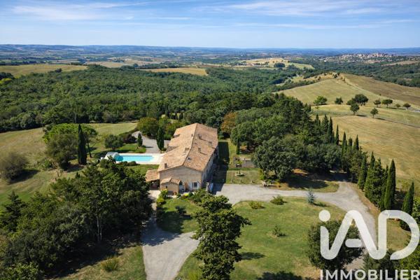 Maison à vendre 16 pièces 660 m² Bram