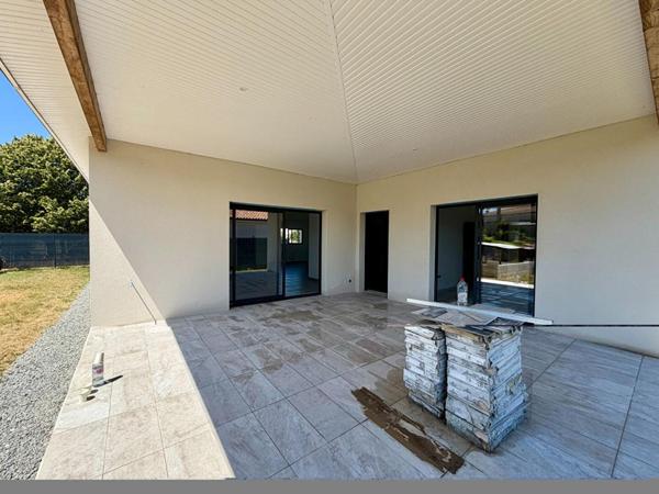 Maison Cognac T6 plein pied garage