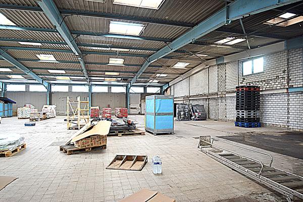 Entrepôt/Local industriel  fonctionnel, accessible et adapté à vos besoins logistiques  à vendre MULHOUSE (68)