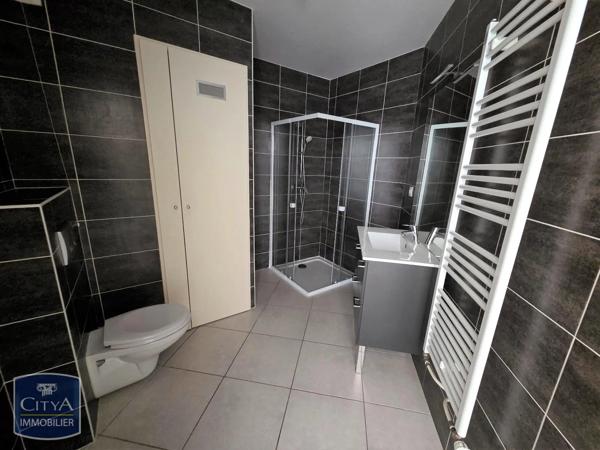 Appartement à louer 2 pièces 44.35m² Chamalières (63400)
