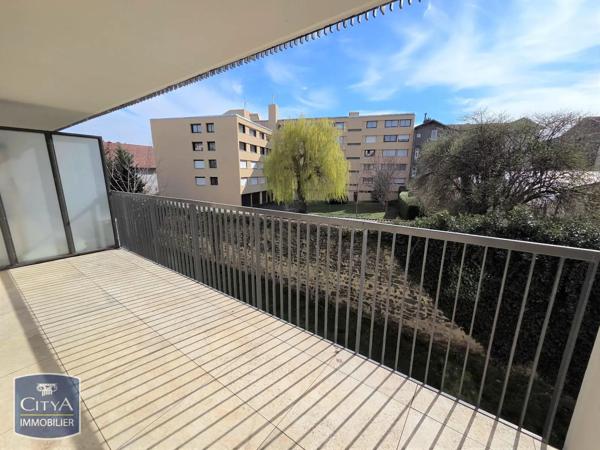 Appartement à louer 2 pièces 44.35m² Chamalières (63400)