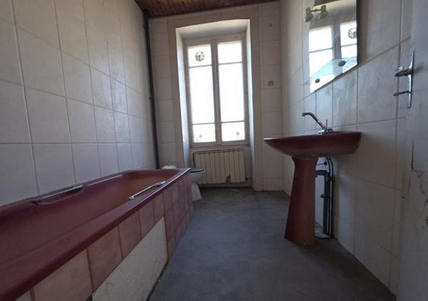 Maison ancienne MONTMOROT