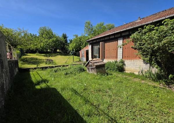 Maison ancienne MONTMOROT