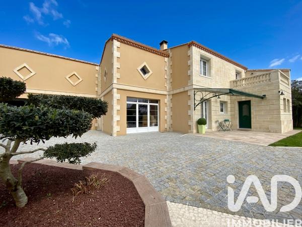 Maison à vendre 7 pièces 230 m² Saint-Loubès
