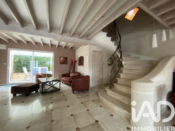 Maison à vendre 7 pièces 230 m² Saint-Loubès