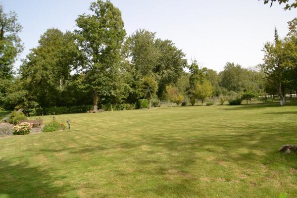 UN DOMAINE ÉQUESTRE RARE EN FORÊT D'ÎLE-DE-FRANCE