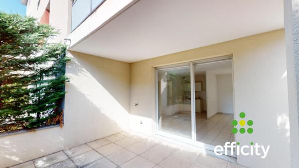 Appartement
         2 pièces
        - 40 m² 170 000 € *