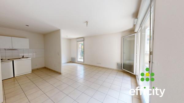 Appartement
         2 pièces
        - 40 m² 170 000 € *