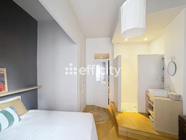Appartement
         2 pièces
        - 74 m² Exclusivité 389 000 € *