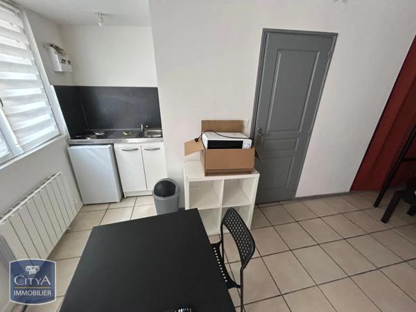 Appartement à louer 1 pièce 25m²