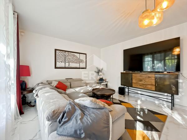 T4 à vendre 105m2 secteur compassion possibilité de garage 13004 / 13012