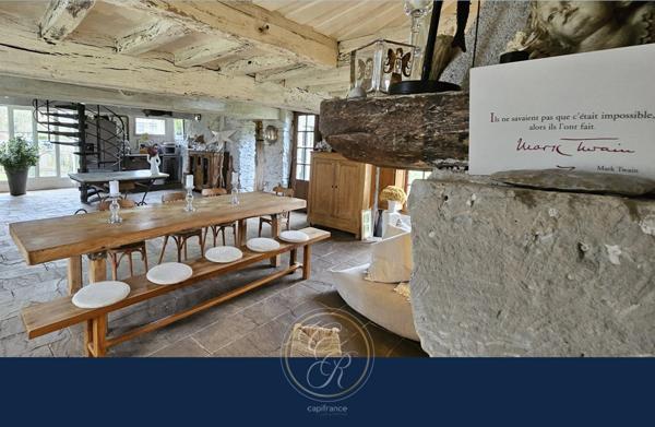 Maison de caractère en bord de Loire 7 pièces BEHUARD (49)