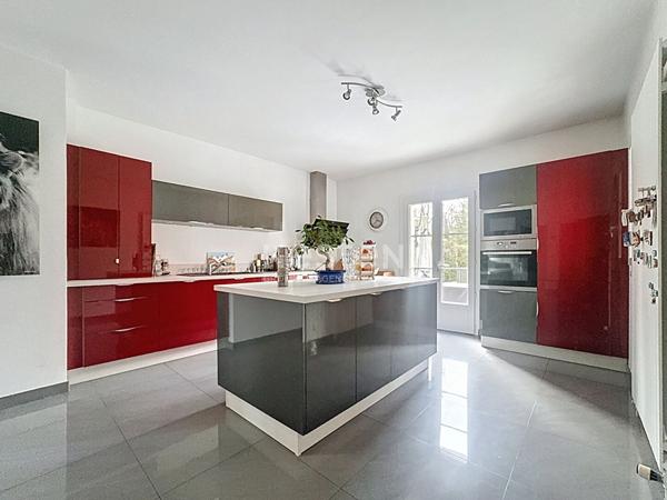 Maison Lamorlaye 8 pièce(s) 320 m2, piscine