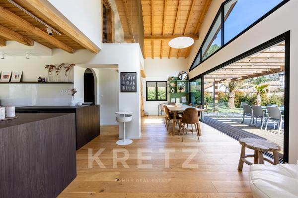 Villa d’architecte, élégance et sérénité à l’abri des regards