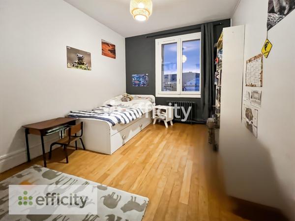 Maison 7 pièces - 163 m²