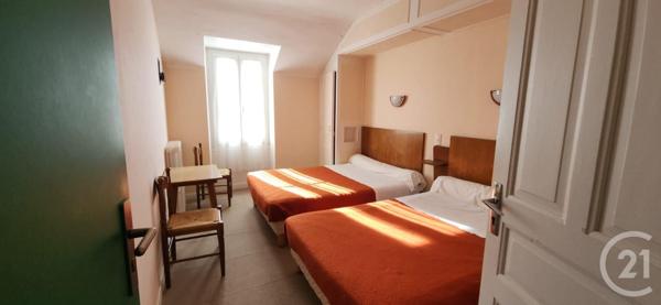 Immeuble à vendre  850 m2 POLMINHAC - 15