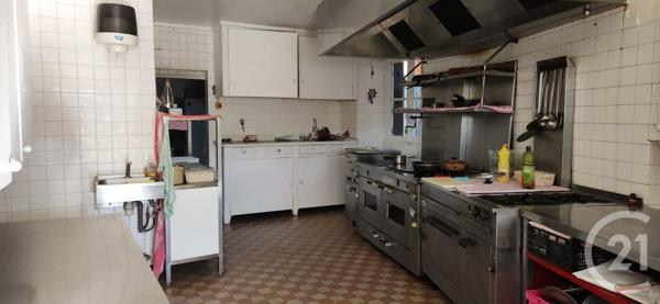 Immeuble à vendre  850 m2 POLMINHAC - 15