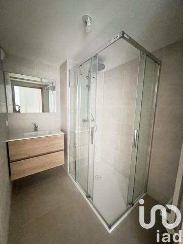 Appartement 2 pièces de 47 m² à Saint-Ismier (38330)