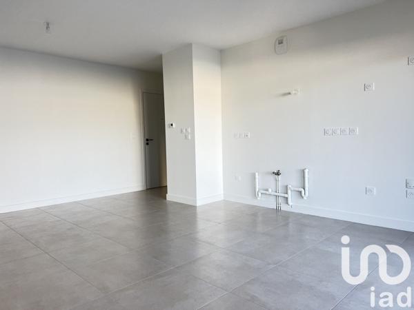 Appartement 2 pièces de 47 m² à Saint-Ismier (38330)