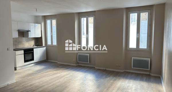 Location Studio 31.1 m² - Marseille 13005