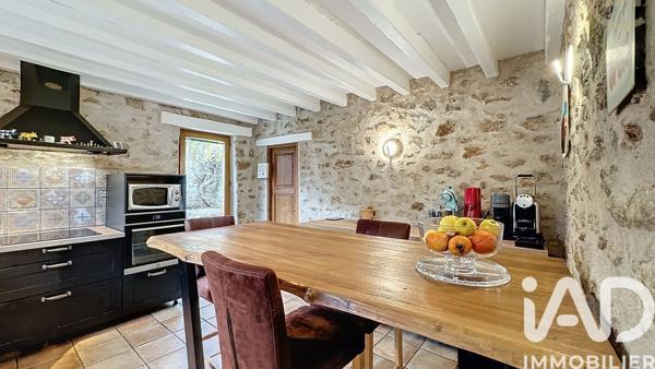Maison à vendre 11 pièces 269 m² Pringy