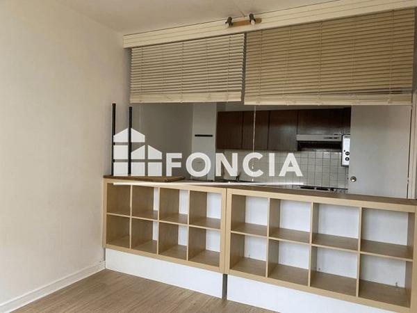 Location Studio 46.9 m² - ET ALLEE DU MORBIHAN Cholet 49300